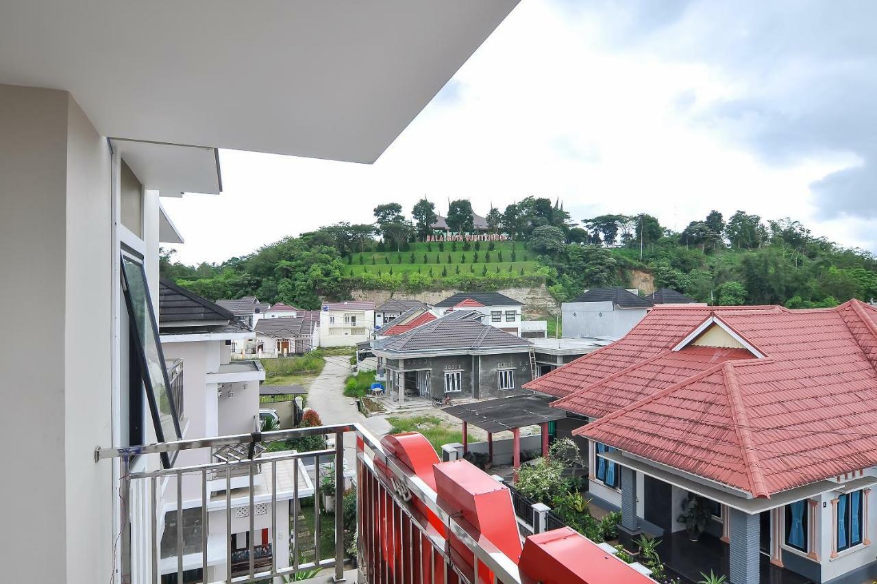 Oyo 838 Sanjaya Homestay Syariah Bukittinggi Exterior foto