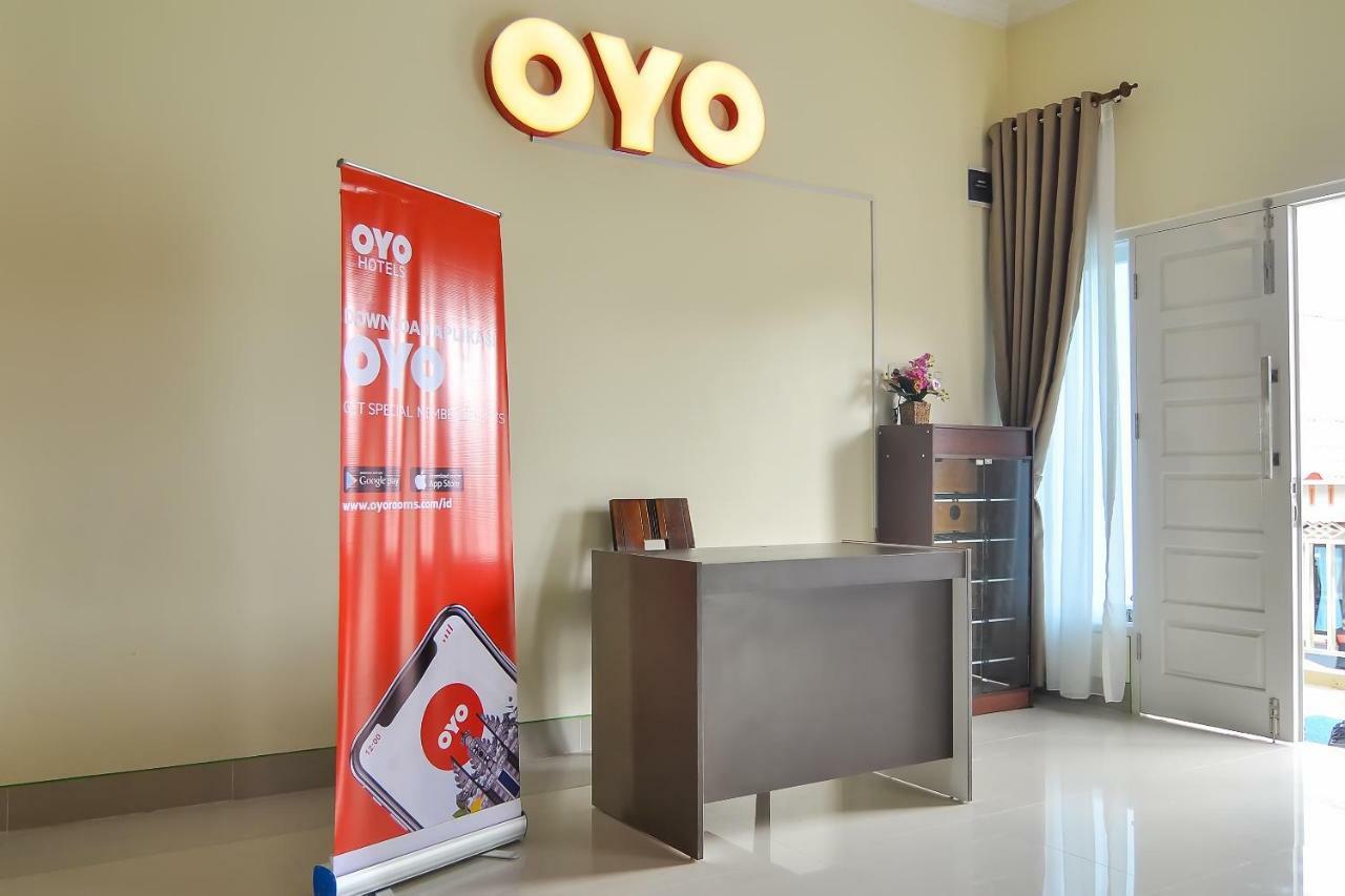 Oyo 838 Sanjaya Homestay Syariah Bukittinggi Exterior foto