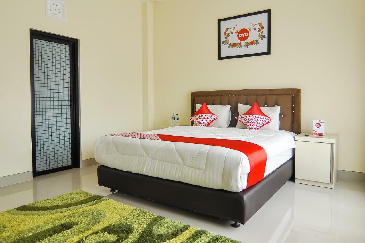 Oyo 838 Sanjaya Homestay Syariah Bukittinggi Exterior foto