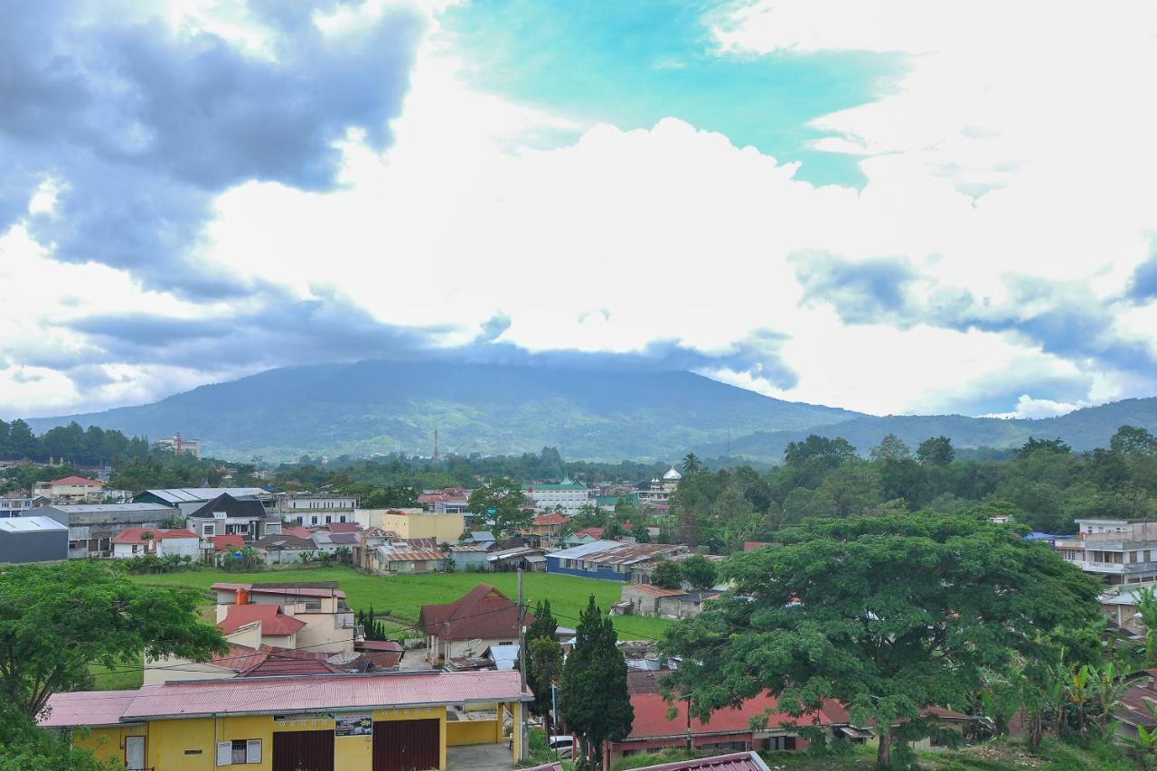 Oyo 838 Sanjaya Homestay Syariah Bukittinggi Exterior foto