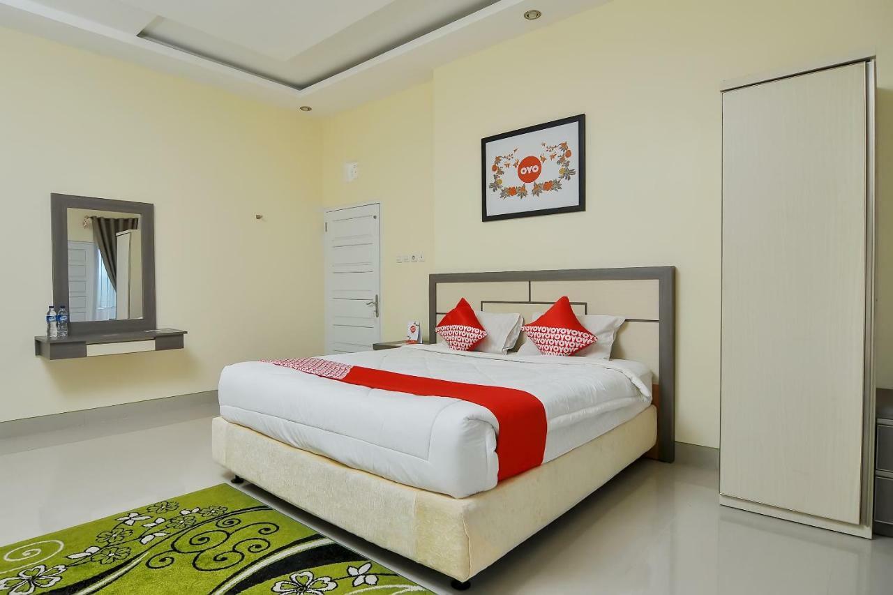 Oyo 838 Sanjaya Homestay Syariah Bukittinggi Exterior foto